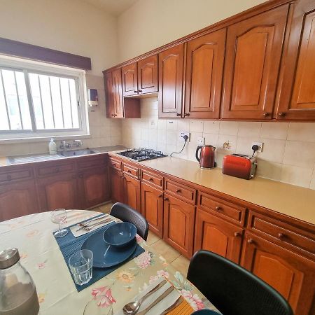 Luxury City Rooms لارنكا المظهر الخارجي الصورة
