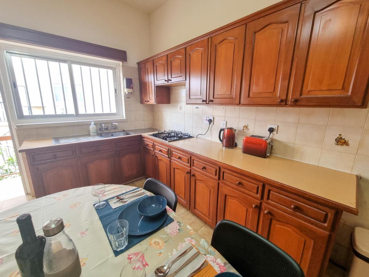 Luxury City Rooms لارنكا المظهر الخارجي الصورة
