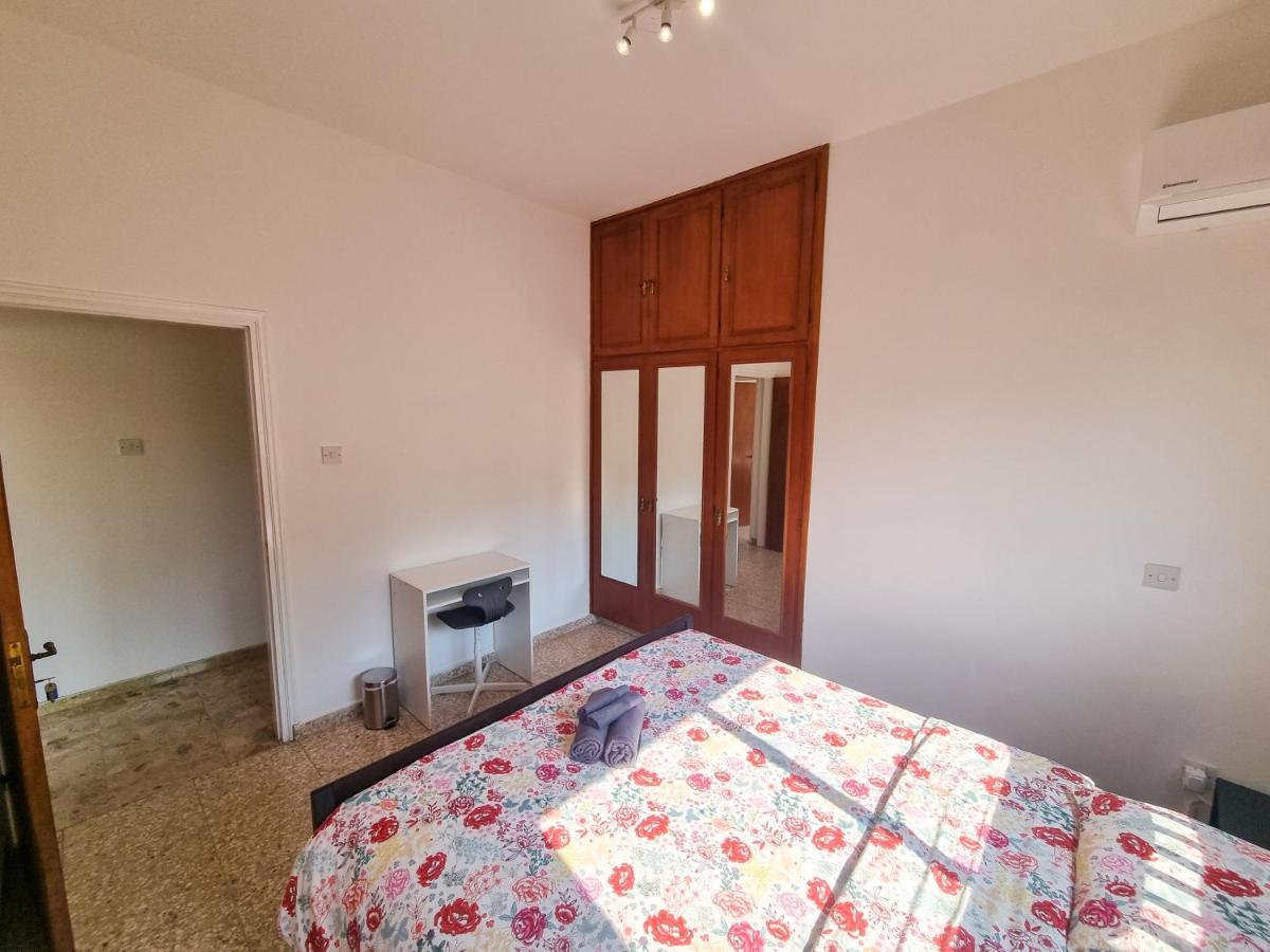 Luxury City Rooms لارنكا المظهر الخارجي الصورة